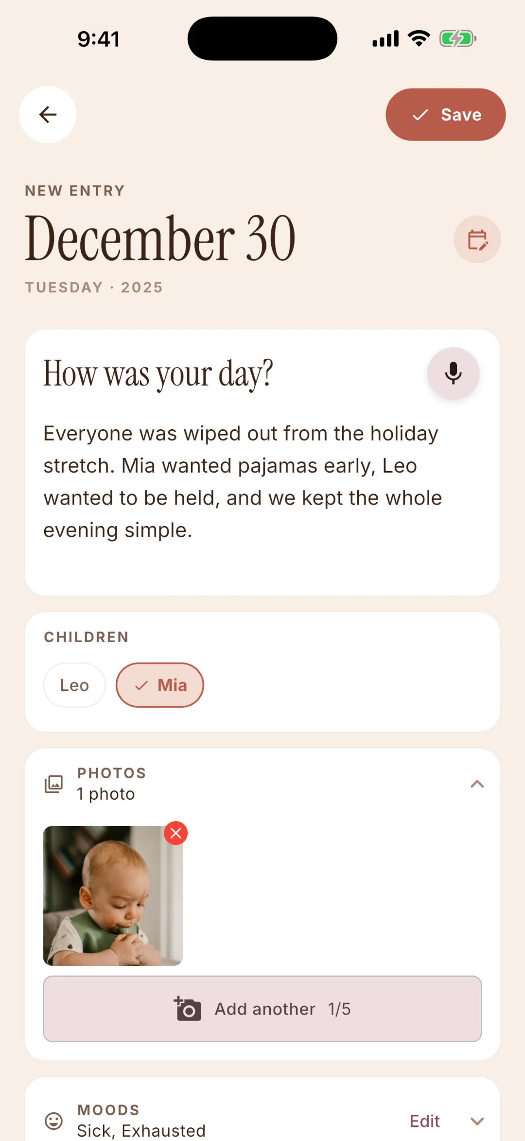 MomTrack journal composer with photo, mood, people, and sharing cards